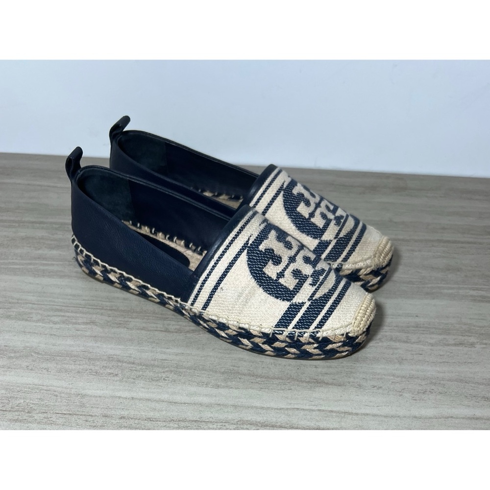 '+TORY BURCH Women's Casual:
Shoes Women's Marine Sz 9 - Picture 3 of 11